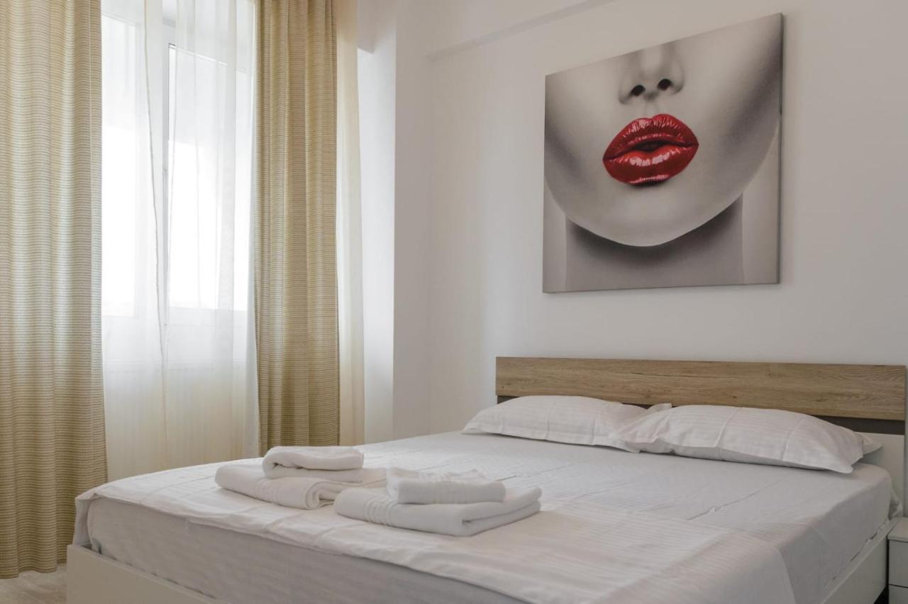 Close Palas Apartment Iasi Exterior photo